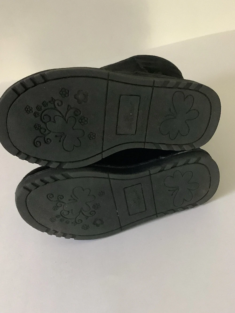Jumping Beans Black Cozy Zip-Up Winter Boots for Toddlers
